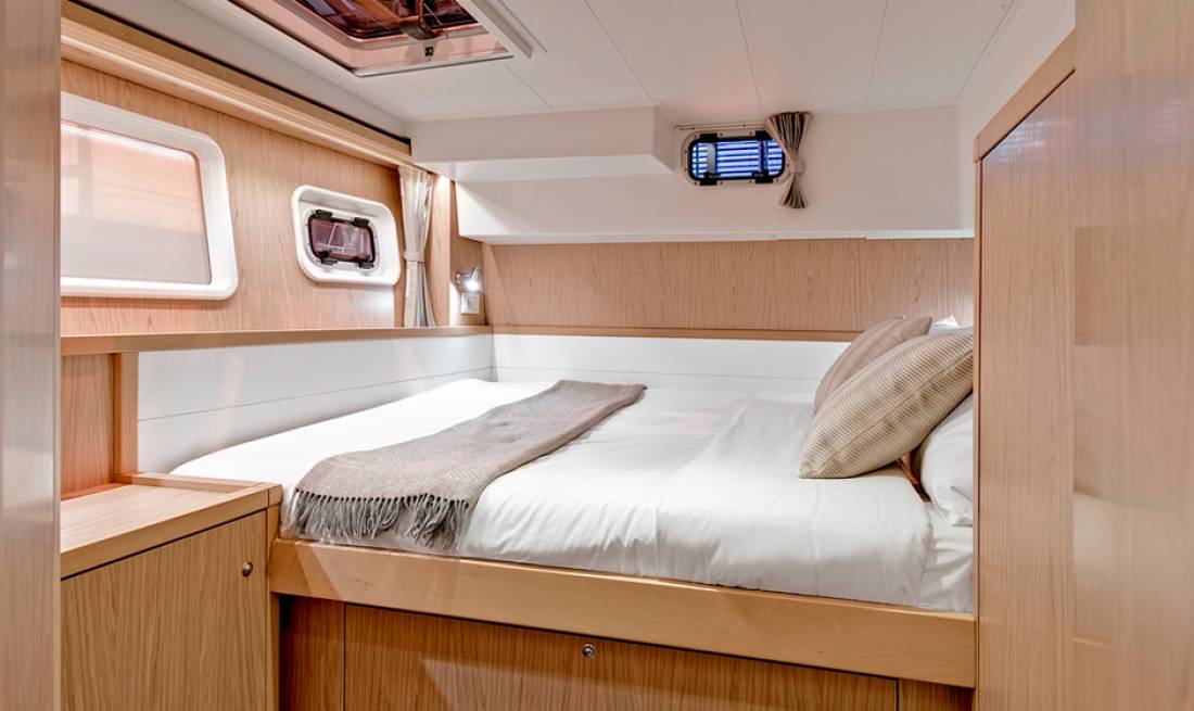 Yachts - Catamaran