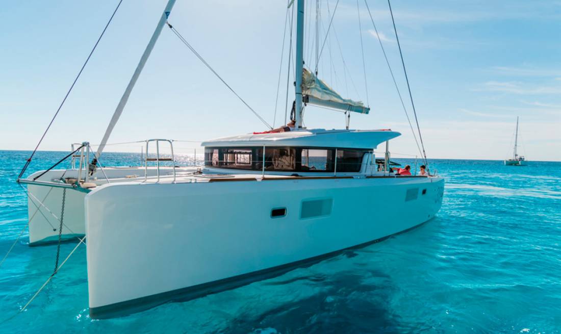 Yachts - Catamaran