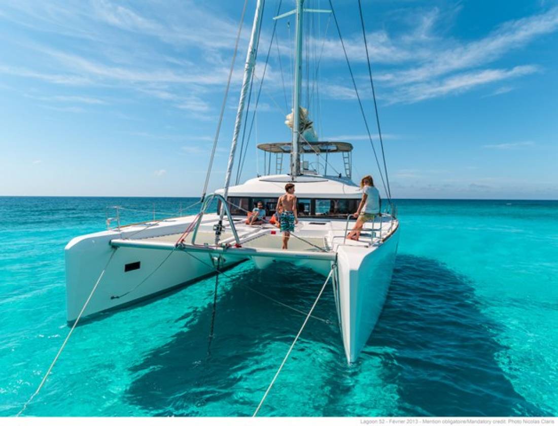 Yachts - Catamaran