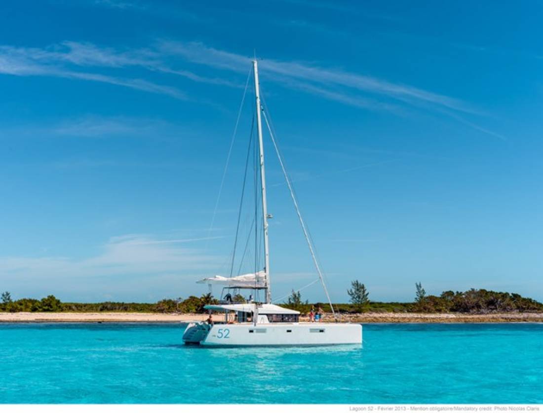 Yachts - Catamaran