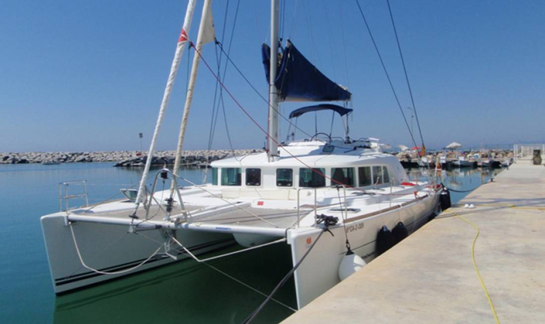 Yachts - Catamaran