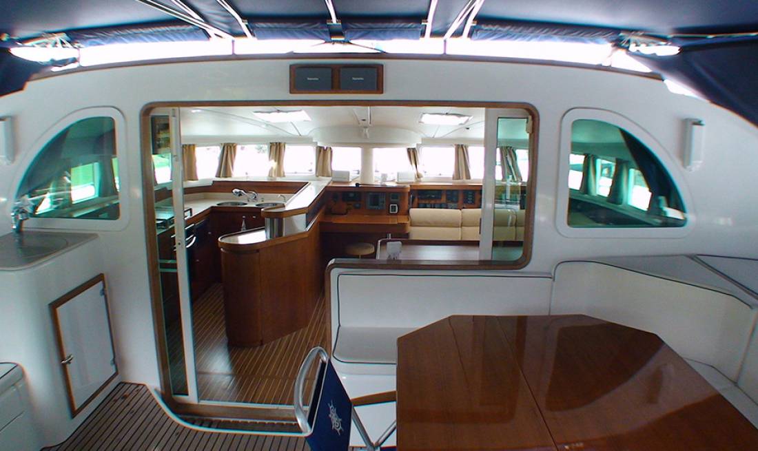 Yachts - Catamaran