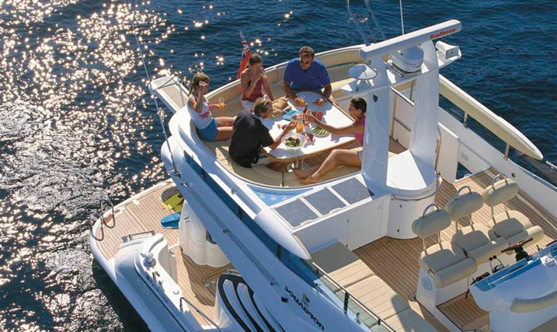Yachts - Motor Yacht