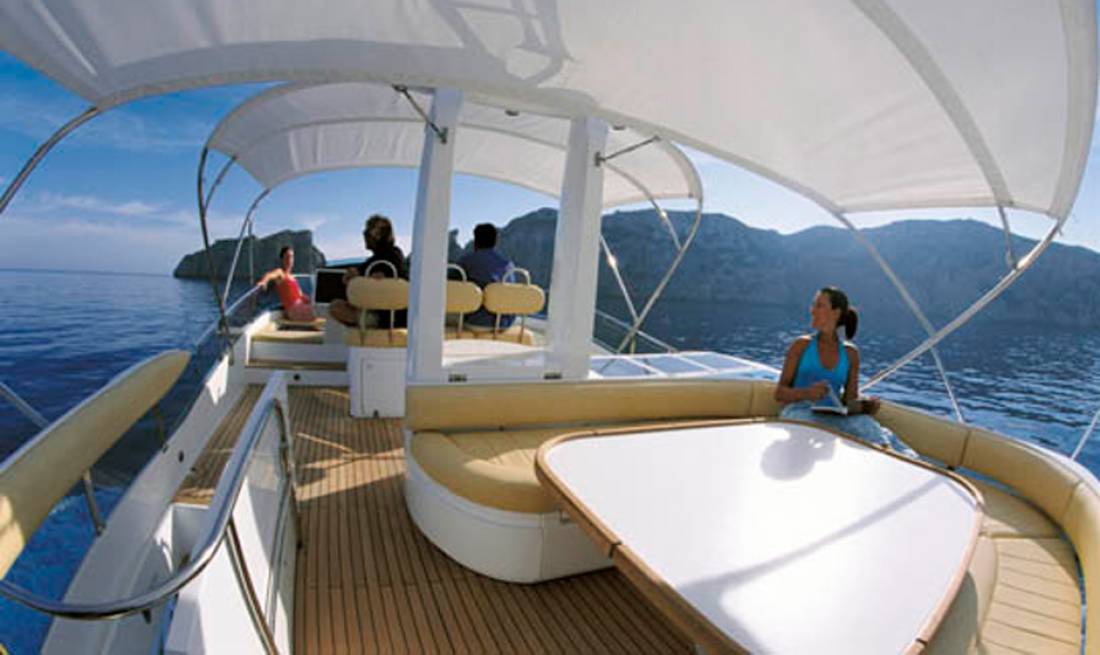 Yachts - Motor Yacht