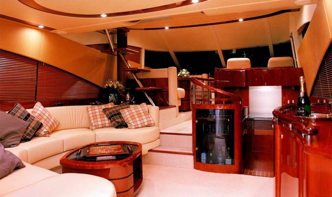 Yachts - Motor Yacht
