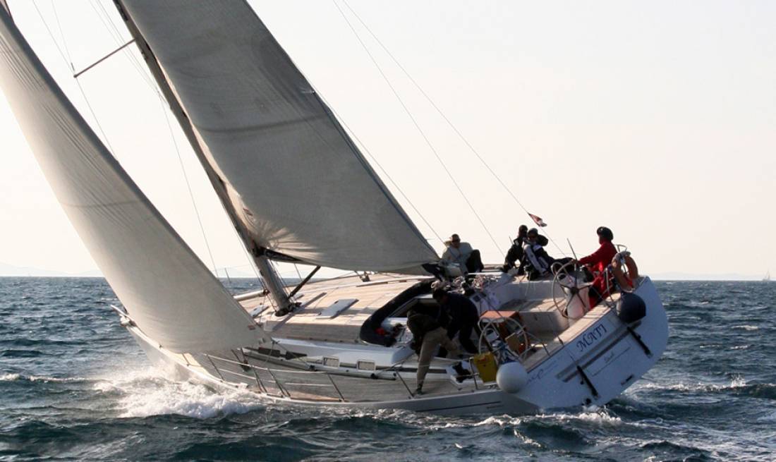 Yachts - Sail boat