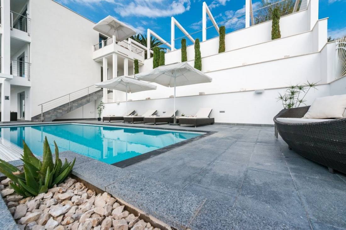 Hotels&Villas