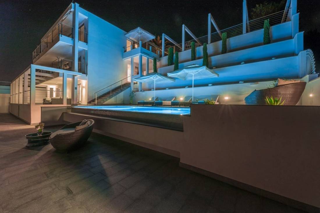Hotels&Villas