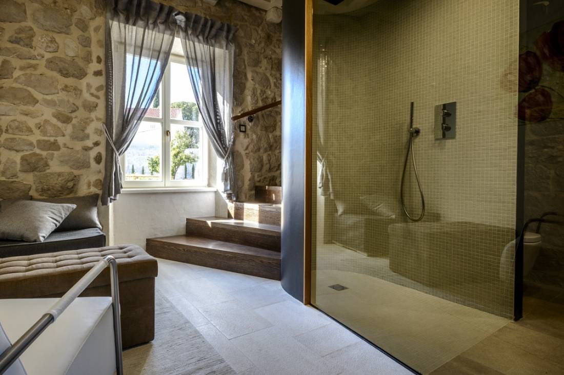 Hotels&Villas