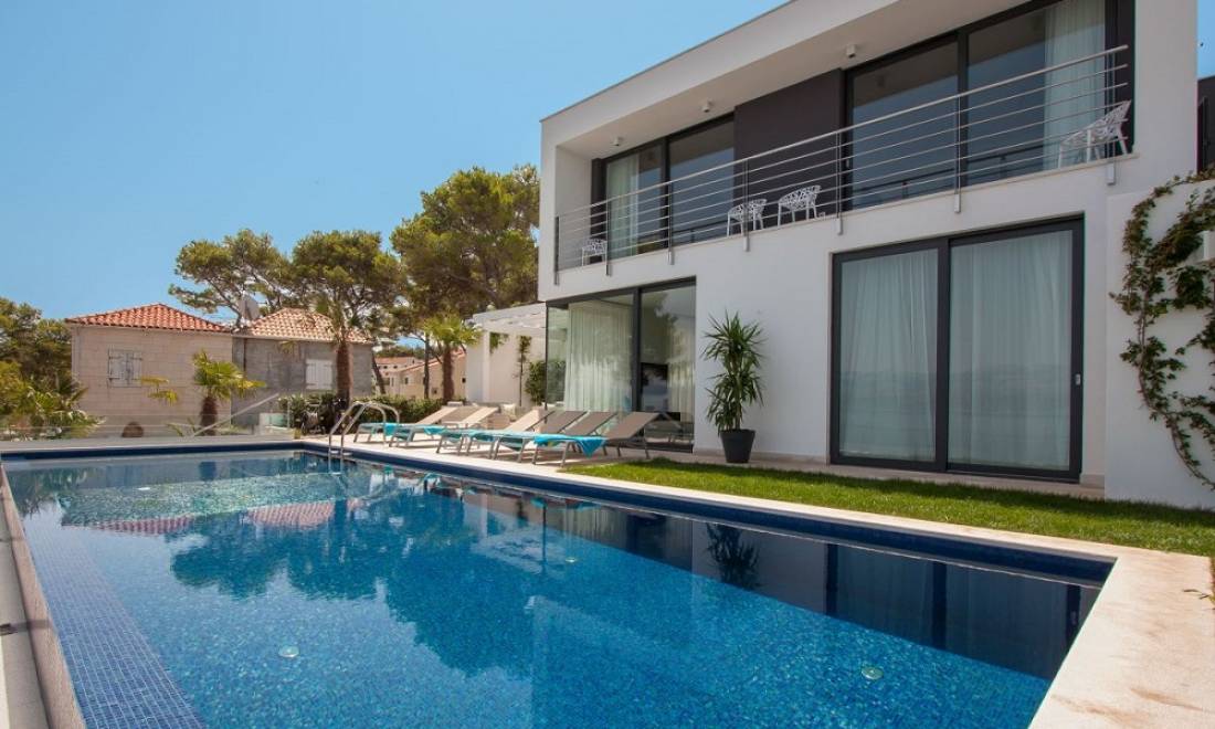 Hotels&Villas