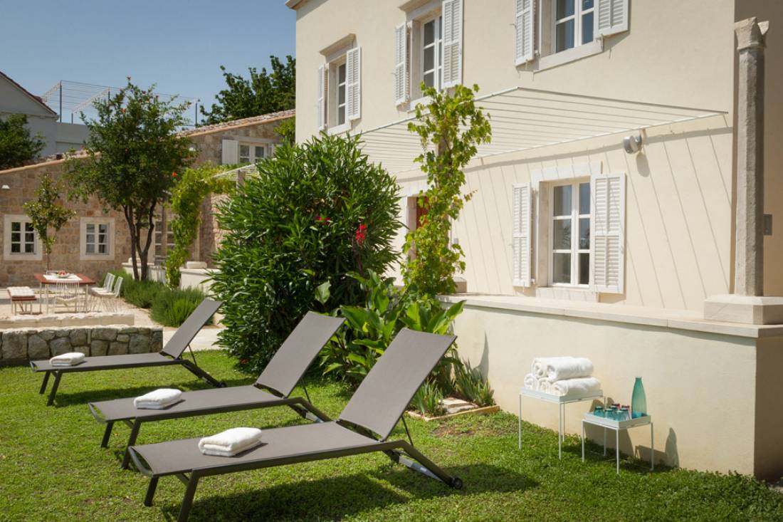Hotels&Villas