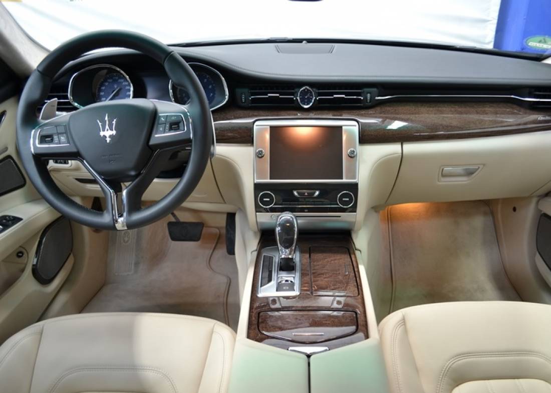 Cars - Limousine